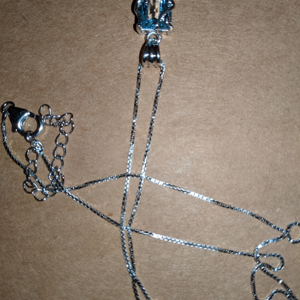 Necklace - Picture 2 of 2